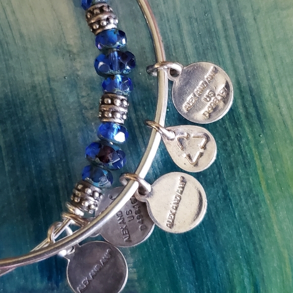 Alex and Ani set of 2 Peace Bangles - Picture 6 of 6